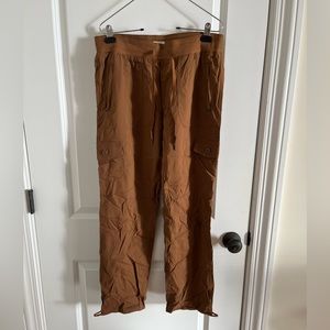 L.L. Bean Cargo Hiking Pants Size M